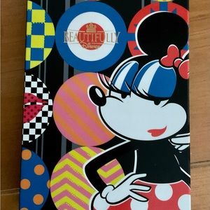 Beautifully Disney Pop Of Minnie Eye Shadow Make Up Palette!  NEW!